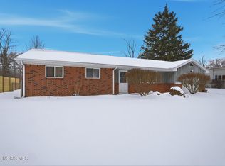 519 Mettabrook Dr, Swanton, OH 43558