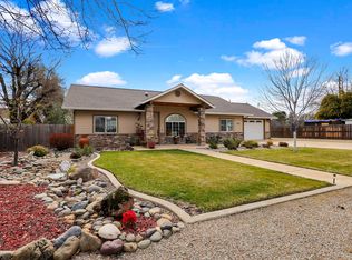 1031 Dusty Ln, Redding, CA 96002