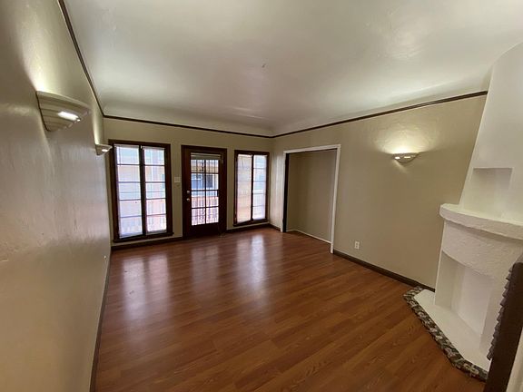 4th image of 1119 E 4th St #85z0chthc