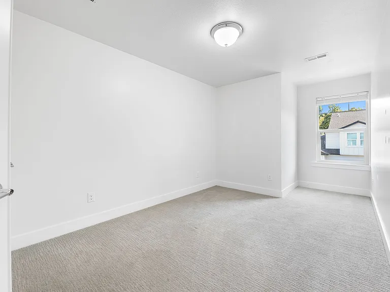 143 Fifty — Photo 26