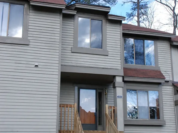 108 Inland View Dr, Newport News, VA 23603