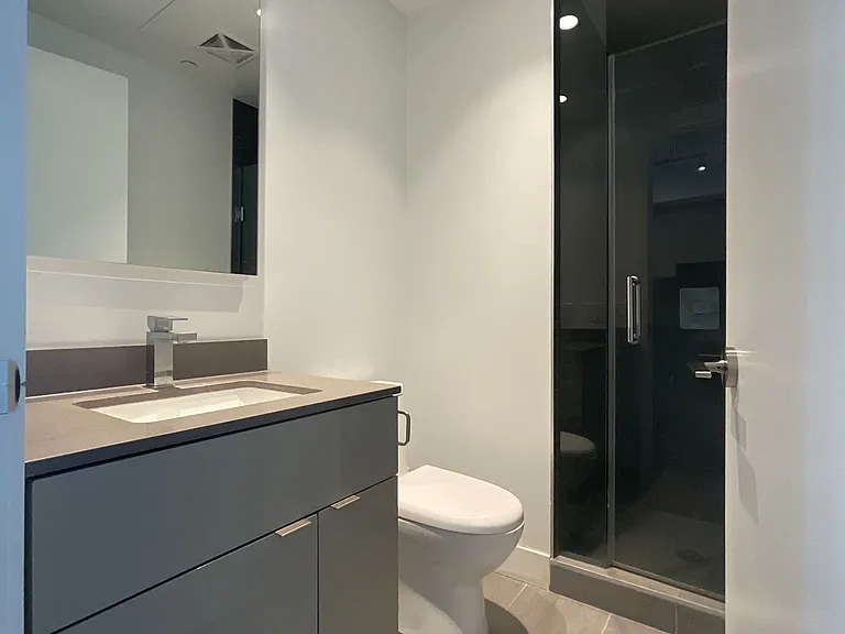 7 Grenville St #5213 — Photo 11