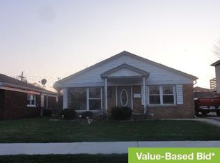 11646 S Meadow Lane Dr, Merrionette Park, IL