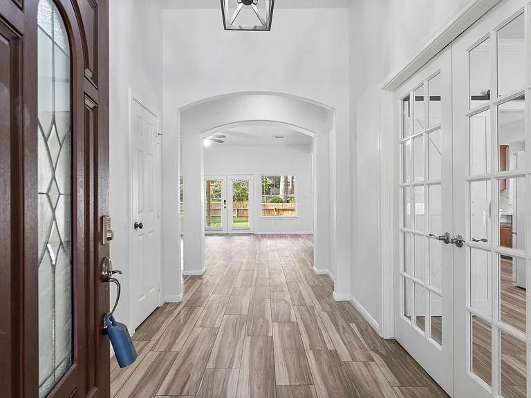 2333 Stableridge Dr — Photo 4