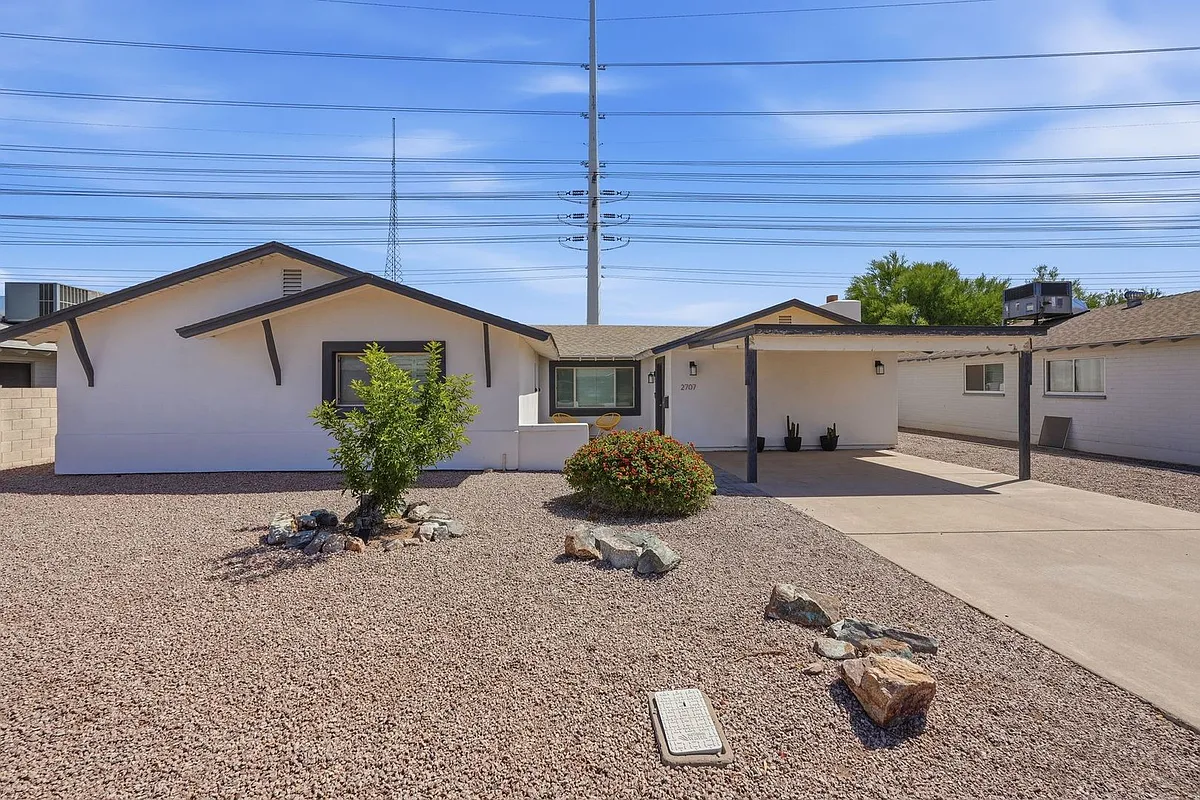 Building Photo - 2707 N 66th St