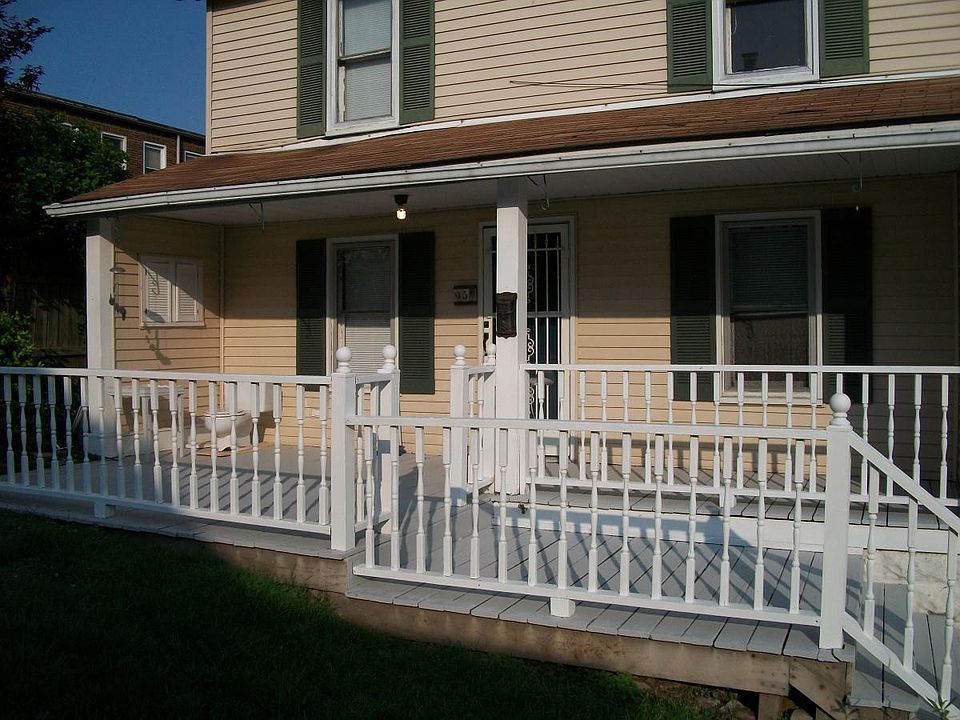 2nd image of 838 8th St