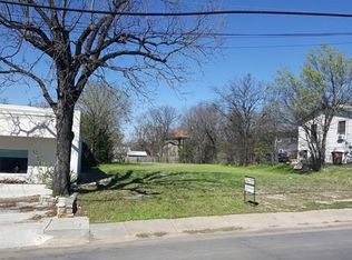 2902 E 12th St, Austin, TX 78702