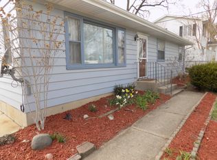 948 Division St, Beloit, WI 53511