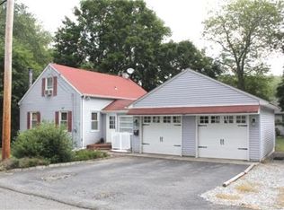 4 Sylvan Ln, Ringwood, NJ 07456