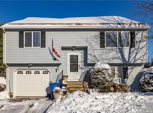 22 Putter Pl, Meriden, CT 06450