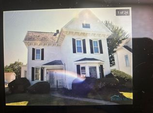 215 Center St, Findlay, OH 45840