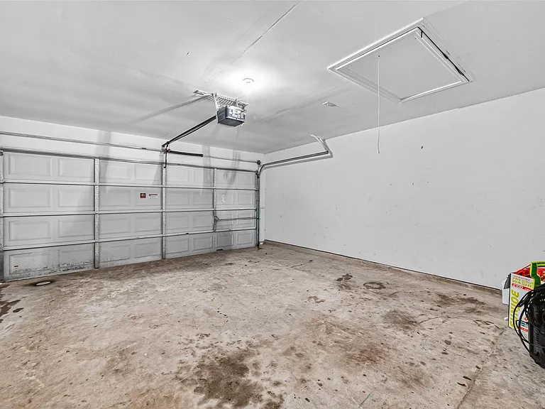 16007 Hidden Manor Dr — Photo 37