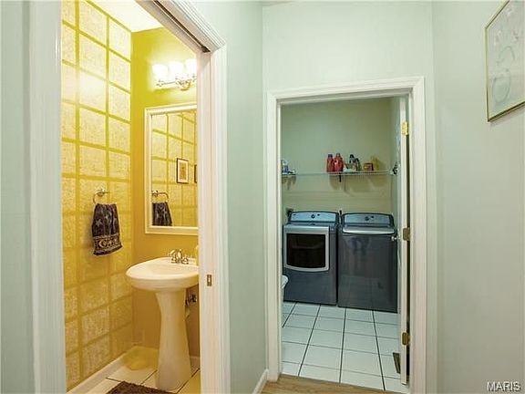 4th image of 5028 Fischer Way