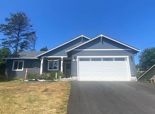 3625 Sea Mist Ave, Depoe Bay, OR 97341
