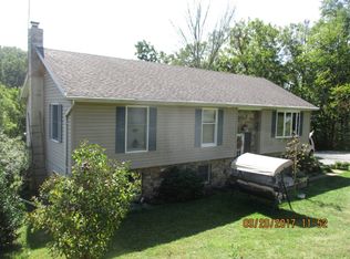 1156 Consiler Ln, Hedgesville, WV 25427