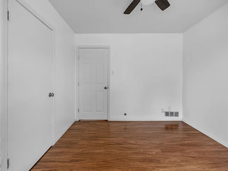 8011 Pistol Ln — Photo 8