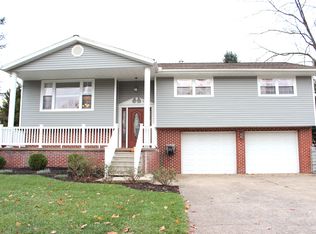 124 Scenery Dr, Morgantown, WV 26505