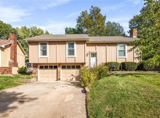 1620 S Kenwood St, Olathe, KS 66062