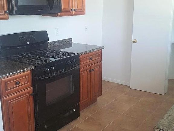 2nd image of 1720 Ellincourt Dr APT 7