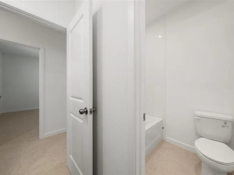 2420 Celebration Blvd — Photo 23