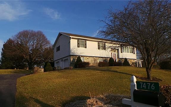 2nd image of 7476 Miller Dr