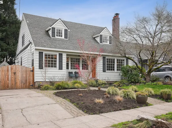 4334 NE Cesar E Chavez Blvd, Portland, OR 97211