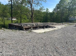 1023 Stinking Creek Rd, La Follette, TN 37766