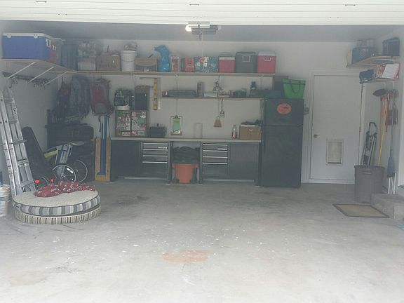 2 Car Garage