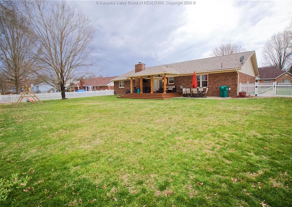 2nd image of 80 Willowood Cir