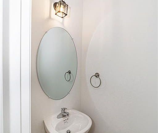 2nd image of 1002 Opal St #102