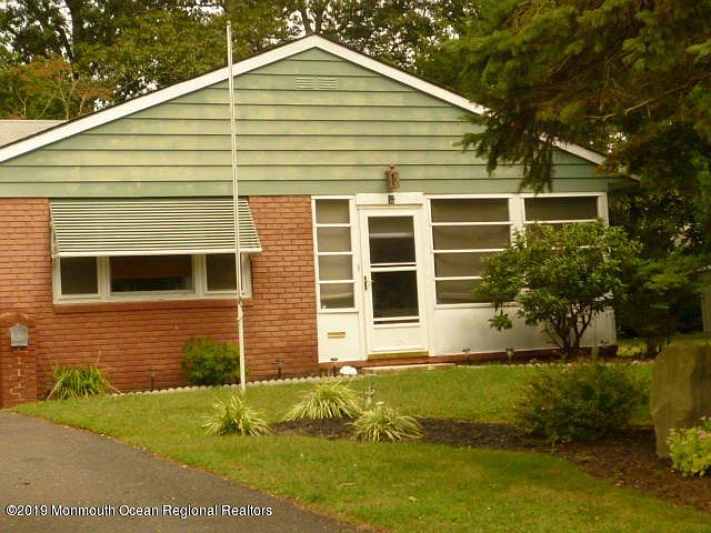 1st image of 15 Buttercup Ct