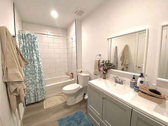 3rd image of 16 W Avenue South Ave #111