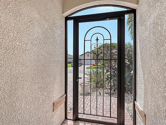 4th image of 9817 MARBELLA DRIVE