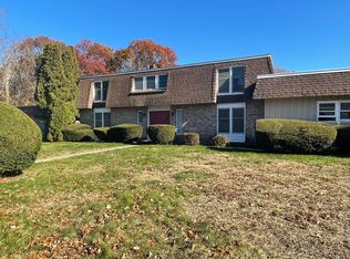 46 Fairway Dr UNIT 1, Tiverton, RI 02878