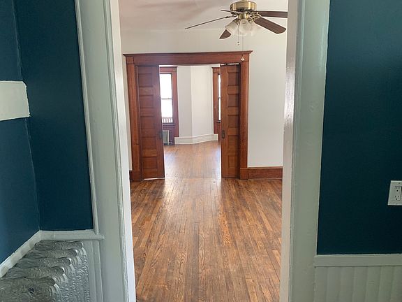 4th image of 57 Davenport St #1