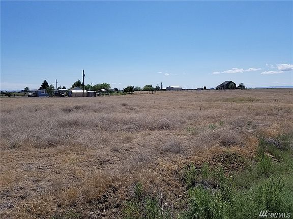 2nd image of 3225 Road 10.8 NW