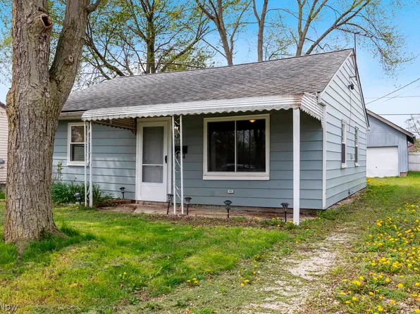 147 Lexington Ave, Elyria, OH 44035