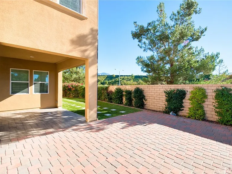 115 Mesa Verde Ln — Photo 52