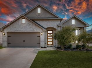 1337 Arrowwood Dr, Aubrey, TX 76227