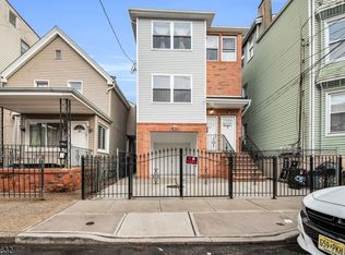 95 Highland Ave, Newark, NJ 07104