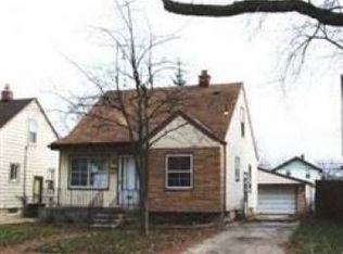 221 Cleveland St, Trenton, MI 48183