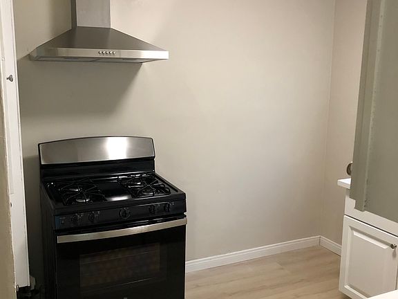 3rd image of 1205 S Leland St #1205