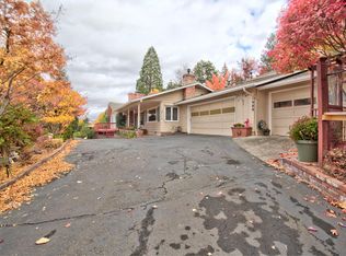 1988 Mohawk St, Ashland, OR