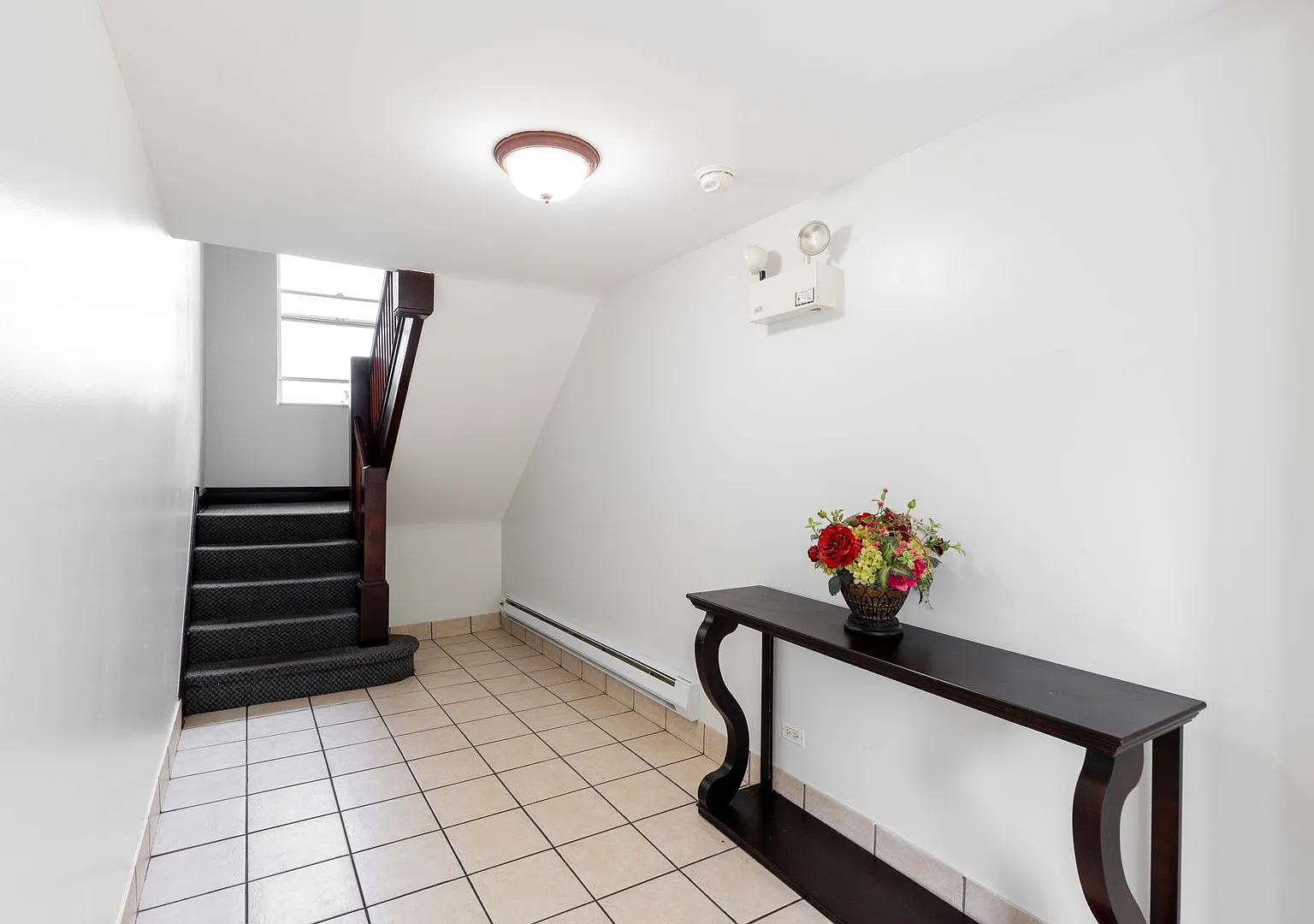 GS Oak Park Flats — Photo 3
