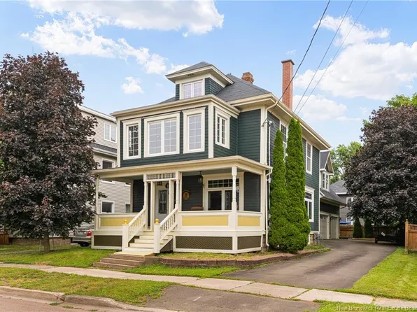 29 Norwood Ave, Moncton, NB E1C 6L8