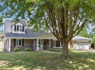 2805 S 83rd St, West Allis, WI 53219