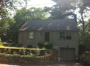 22 Hawkins St, Smithfield, RI 02828