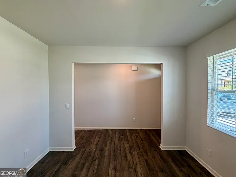 8233 Bluewater Dr — Photo 4