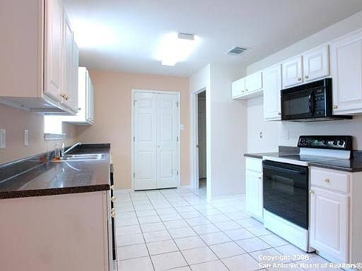3rd image of 16904 VISTA BLUFF