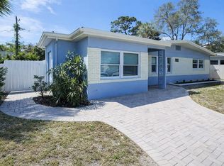 1105 Connecticut Rd, Tarpon Springs, FL 34689